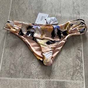 O’Neill bikini bottom